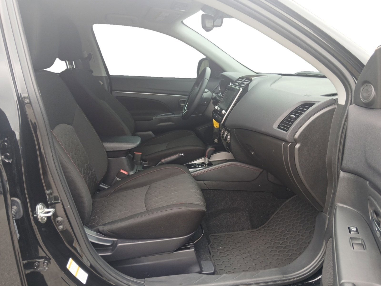 2024 Mitsubishi Outlander Sport 2.0 LE