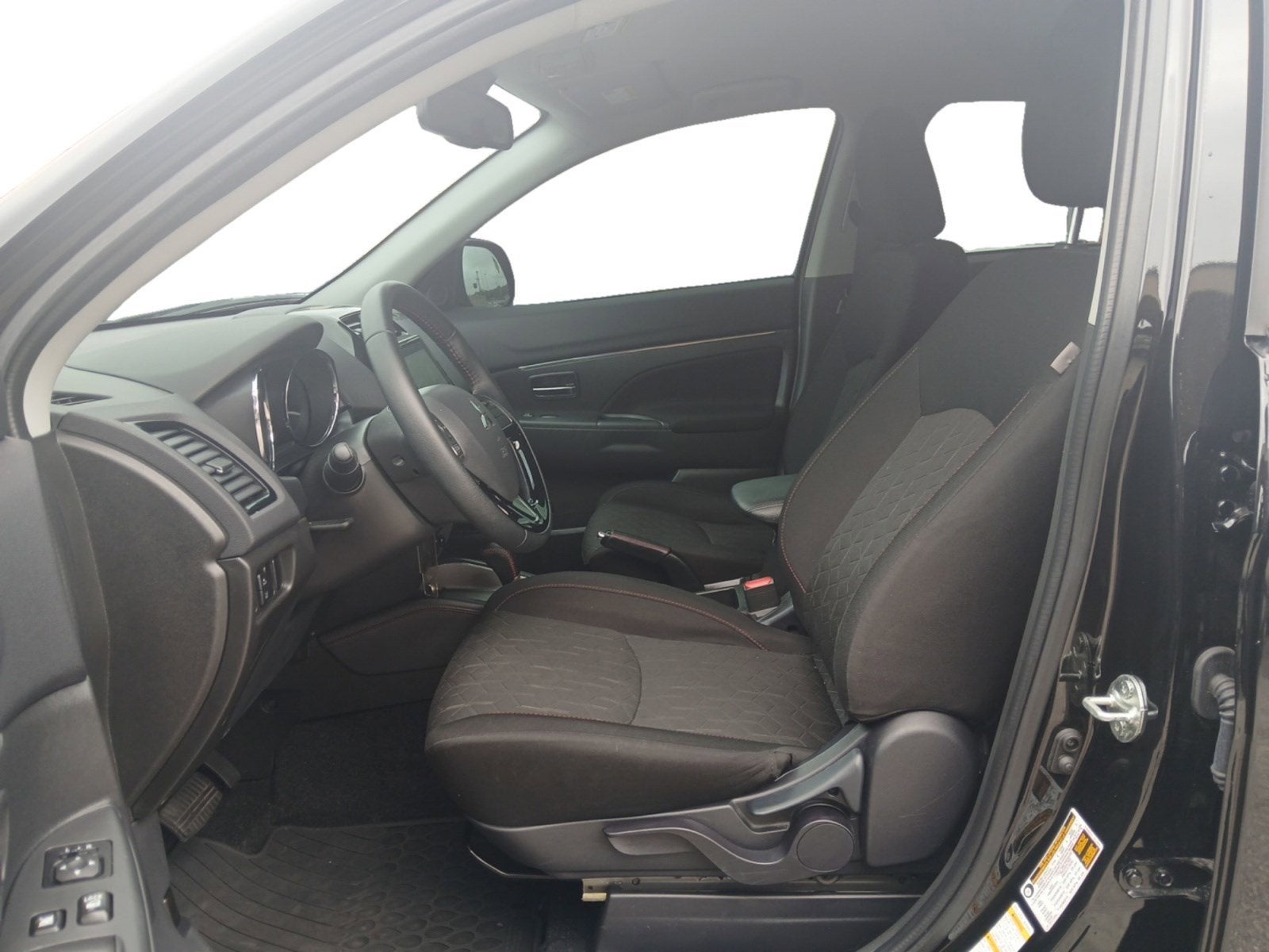 2024 Mitsubishi Outlander Sport 2.0 LE