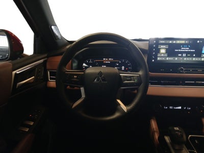 2025 Mitsubishi Outlander SEL