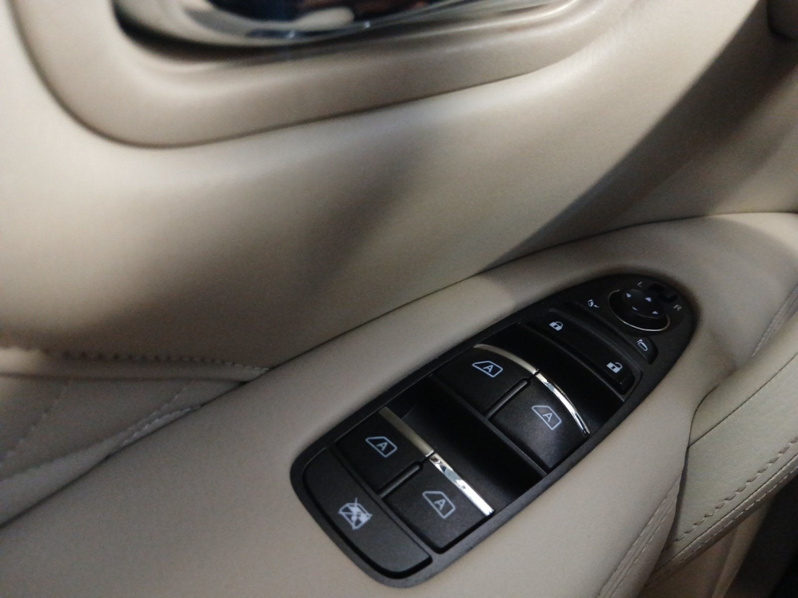 2018 INFINITI QX80 Base