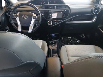 2015 Toyota Prius c Four
