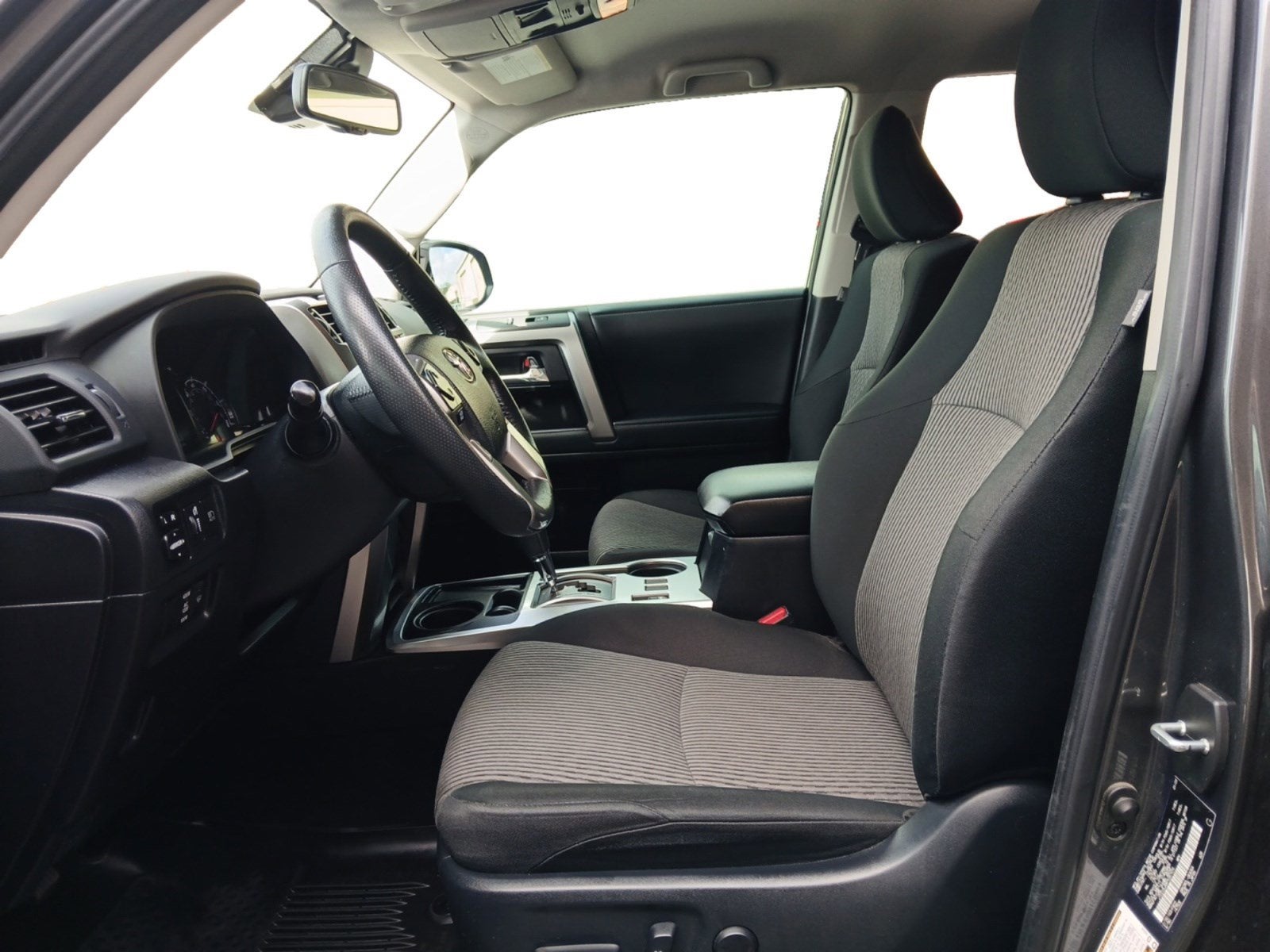 2023 Toyota 4Runner SR5