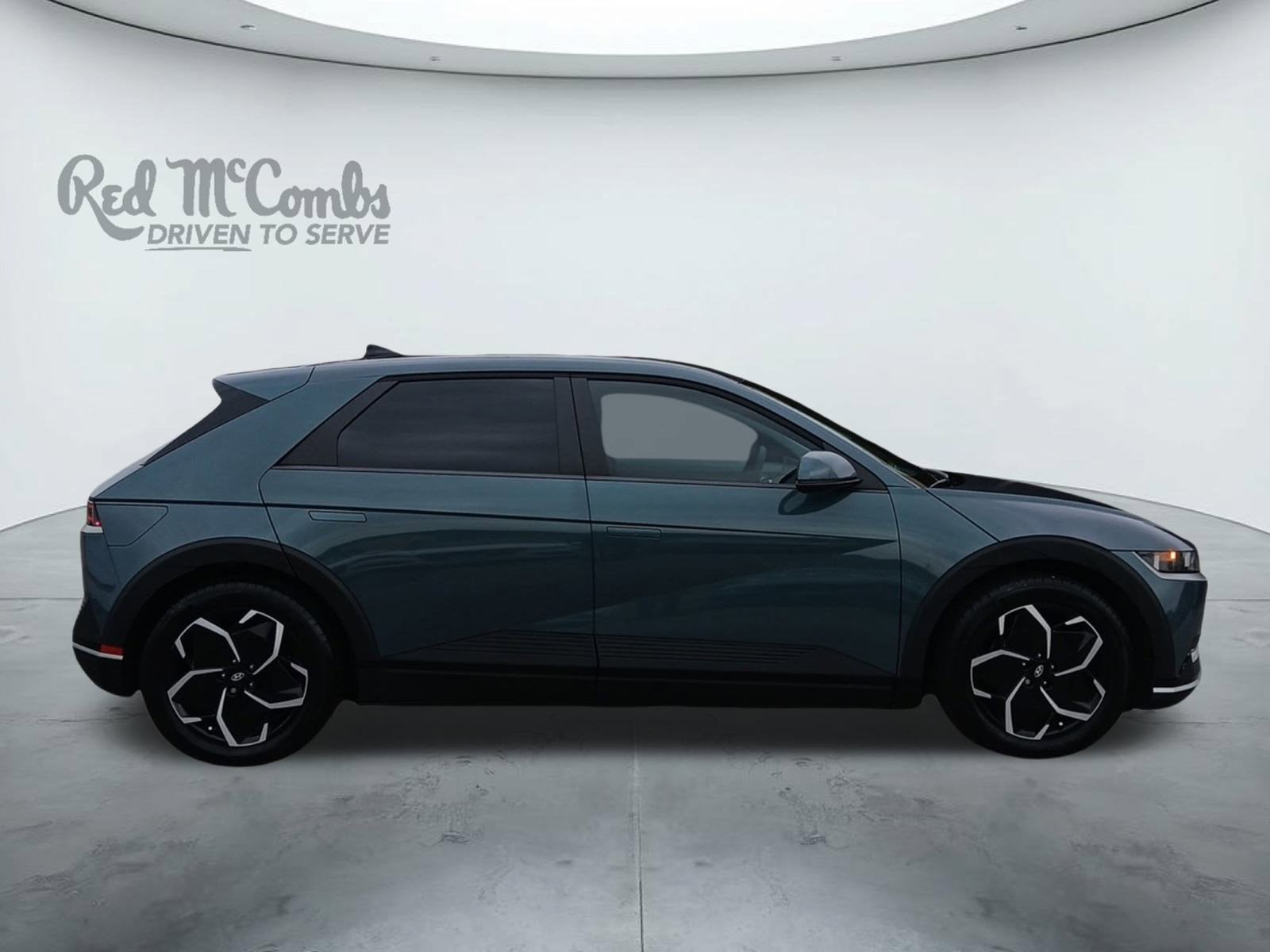 2024 Hyundai IONIQ 5 SE Standard Range