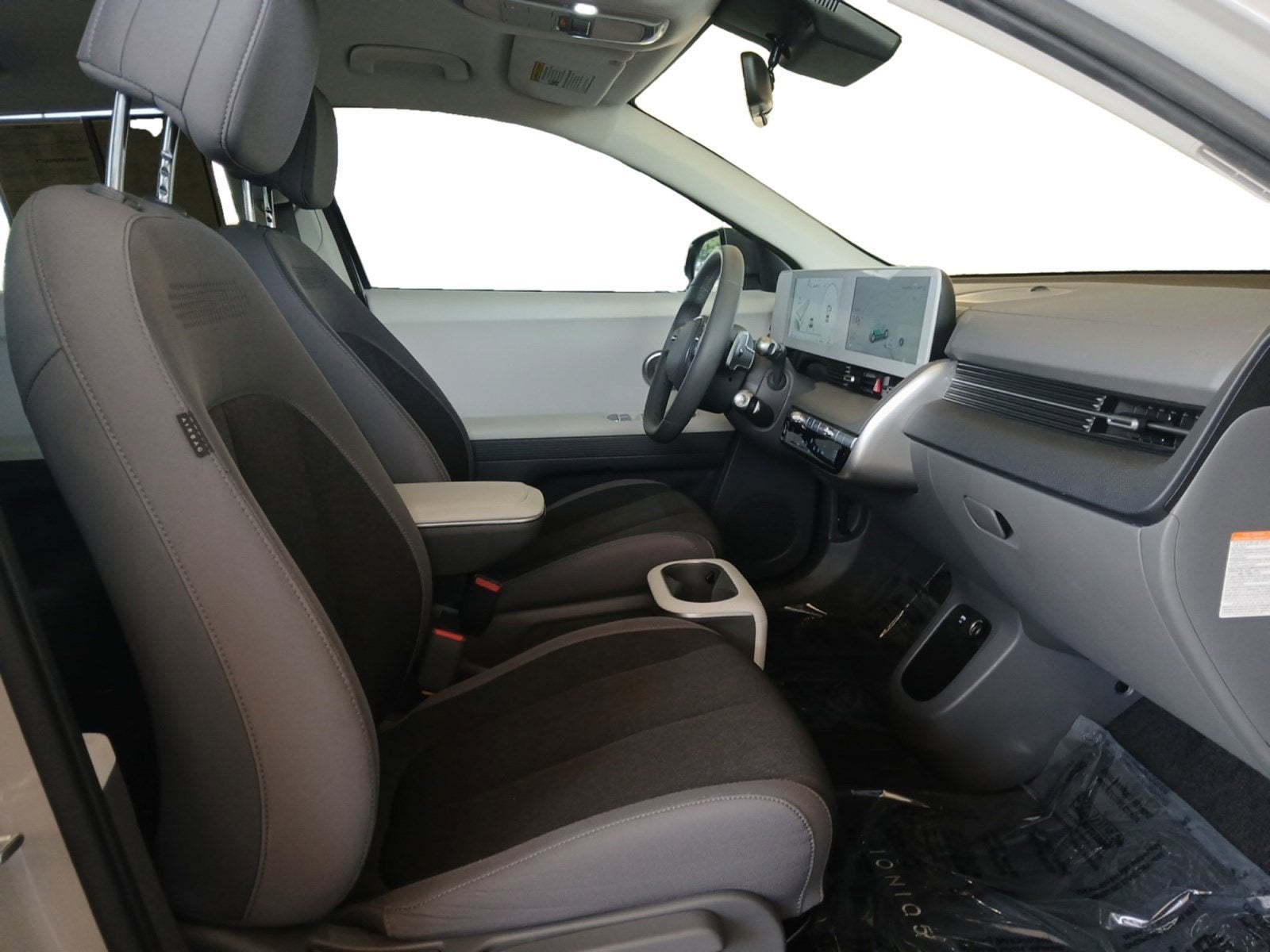 2024 Hyundai IONIQ 5 SE