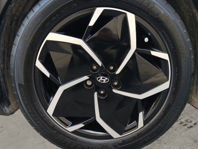 2024 Hyundai IONIQ 5 SE