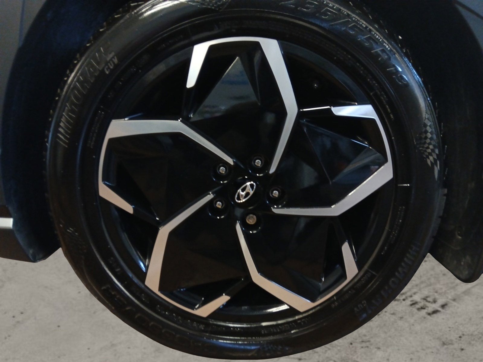 2024 Hyundai IONIQ 5 SEL