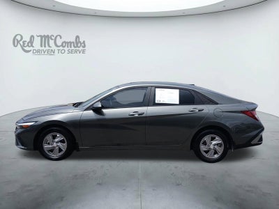 2024 Hyundai Elantra SE
