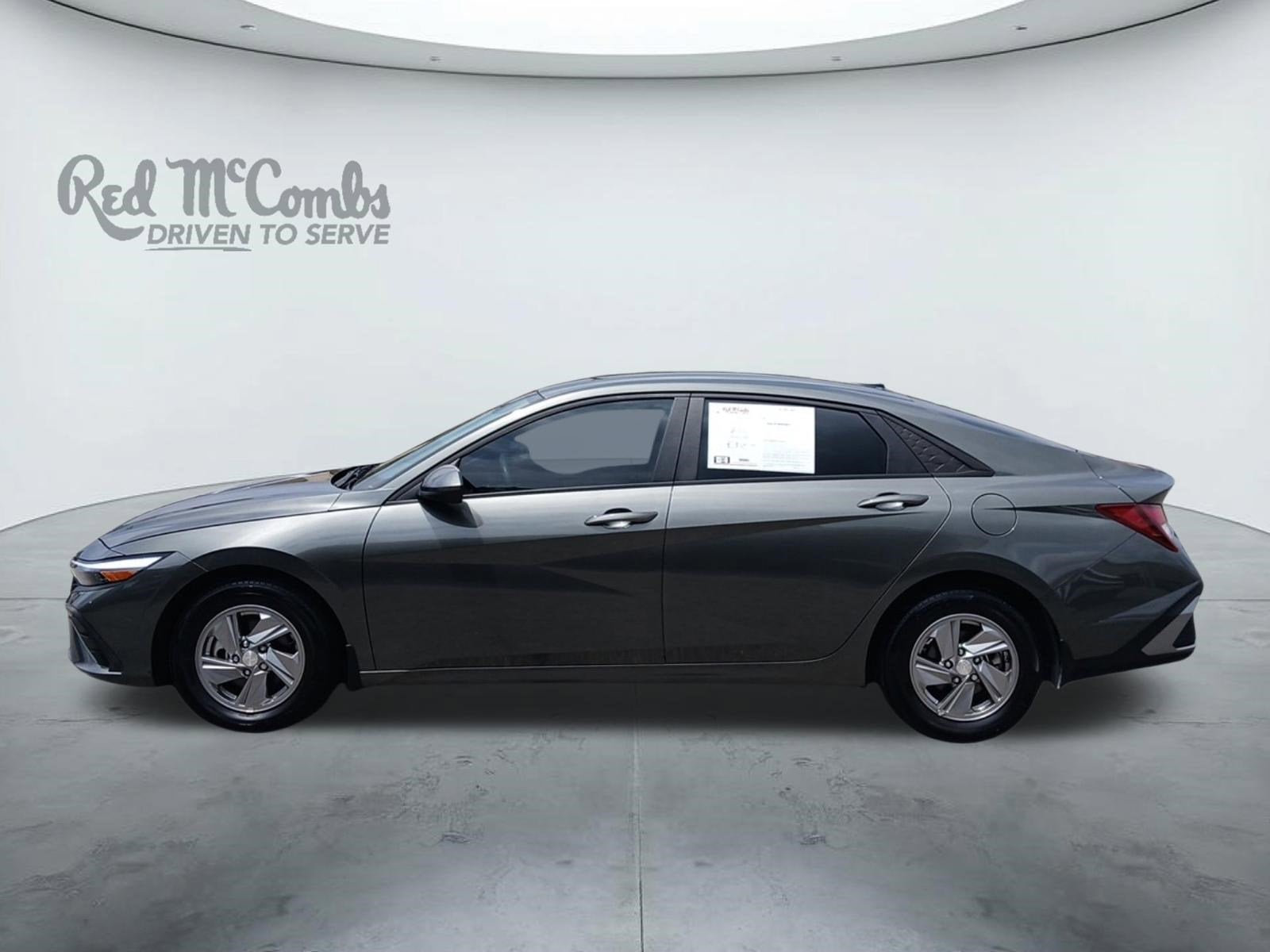 2024 Hyundai Elantra SE