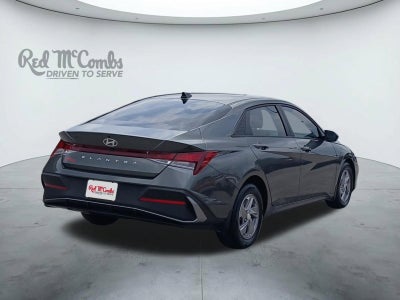 2024 Hyundai Elantra SE