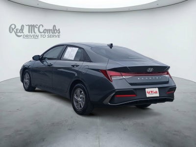 2025 Hyundai Elantra SE