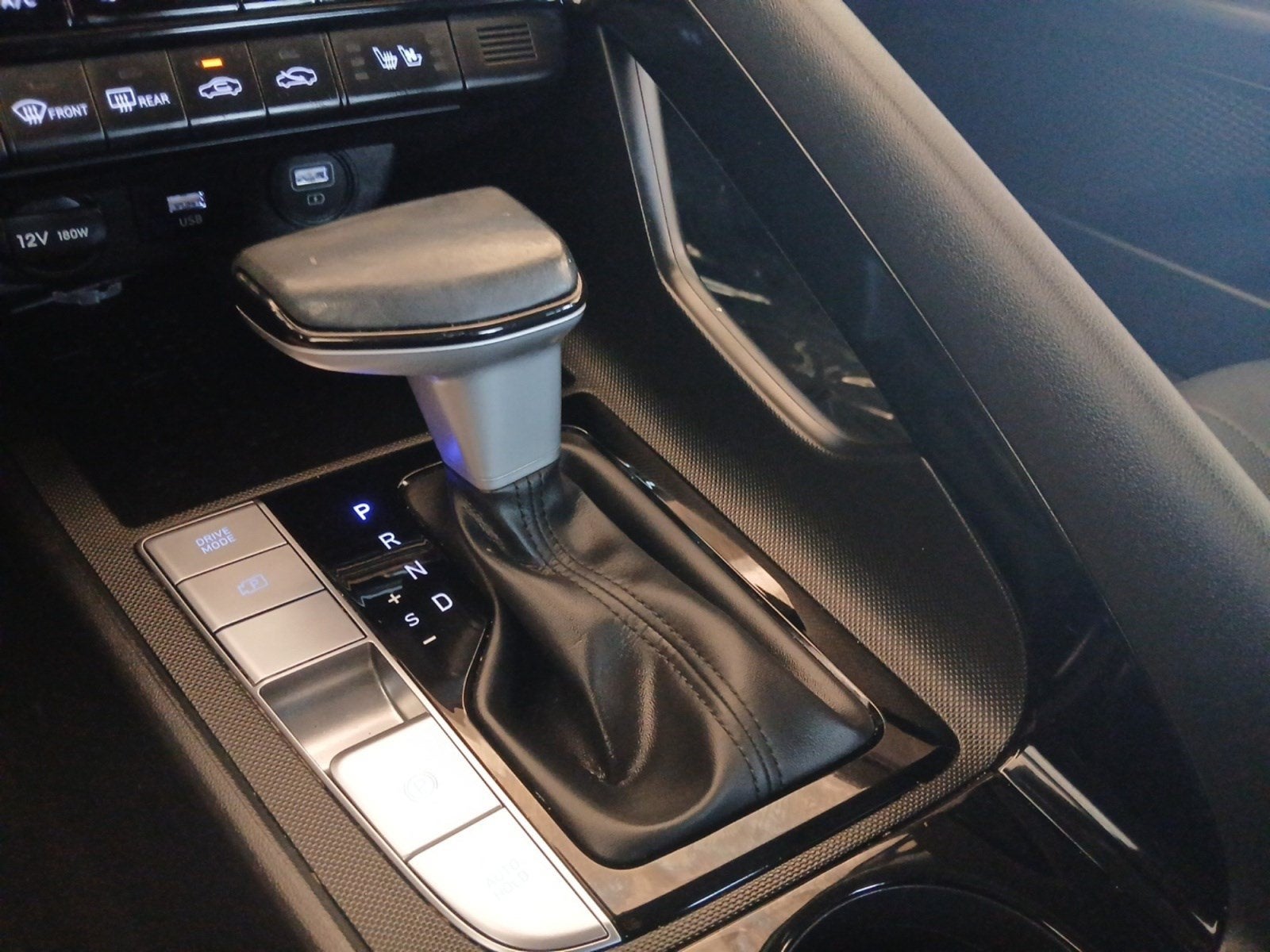 2022 Hyundai Elantra Hybrid Limited