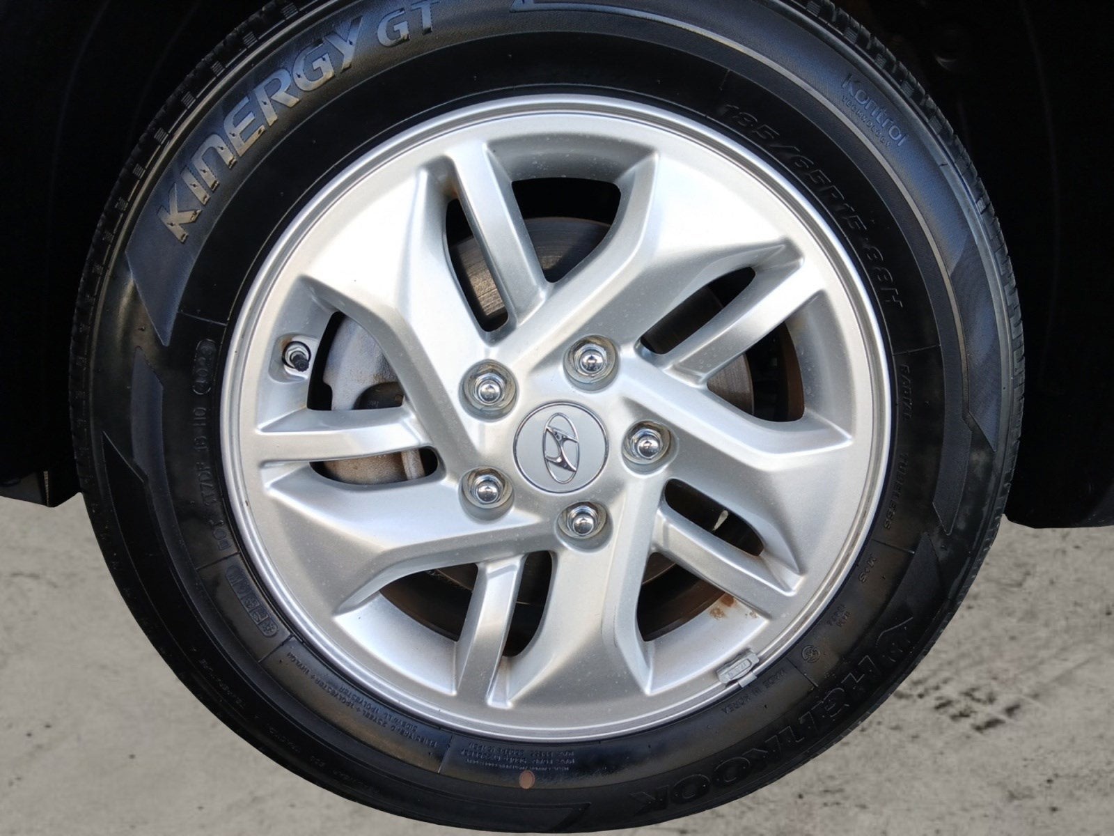 2024 Hyundai Venue SE