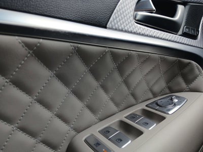 2023 Genesis G70 3.3T