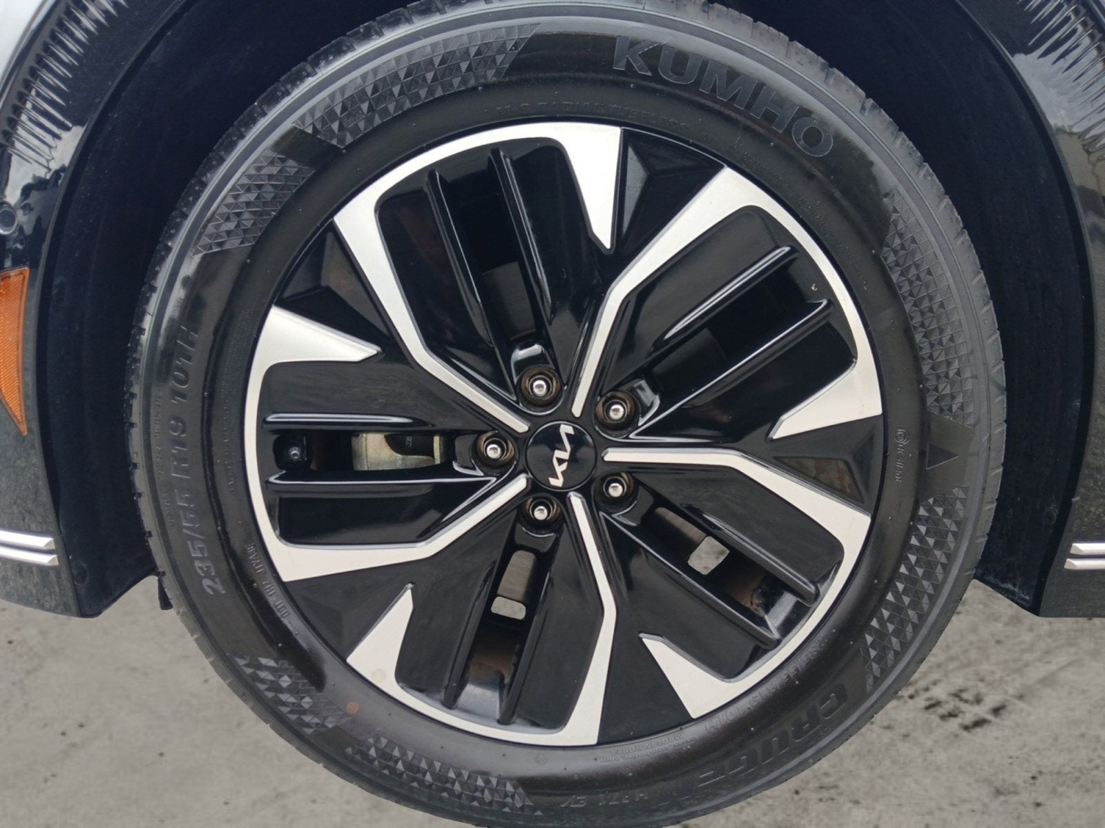 2023 Kia EV6 Wind