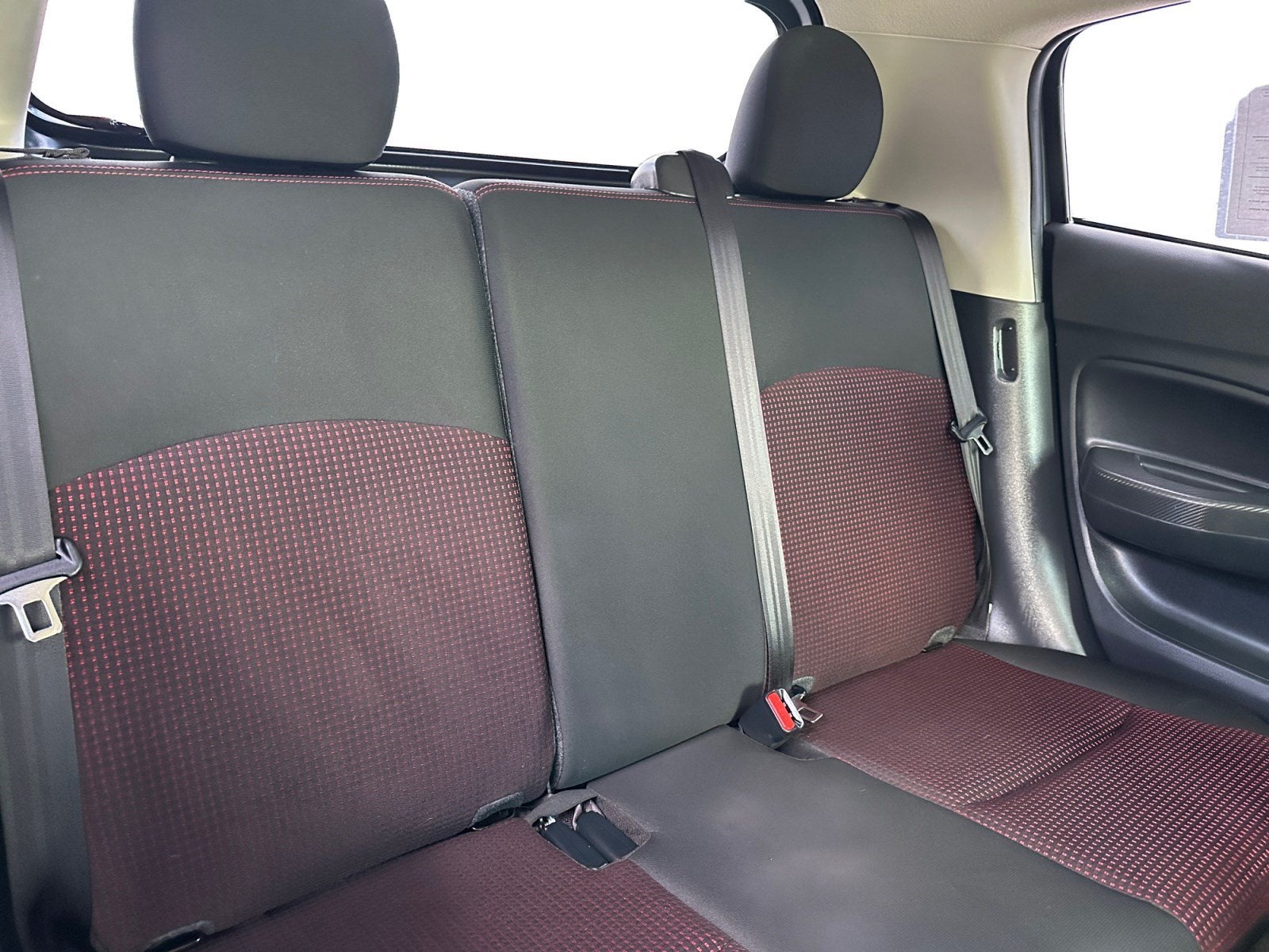2024 Mitsubishi Mirage SE