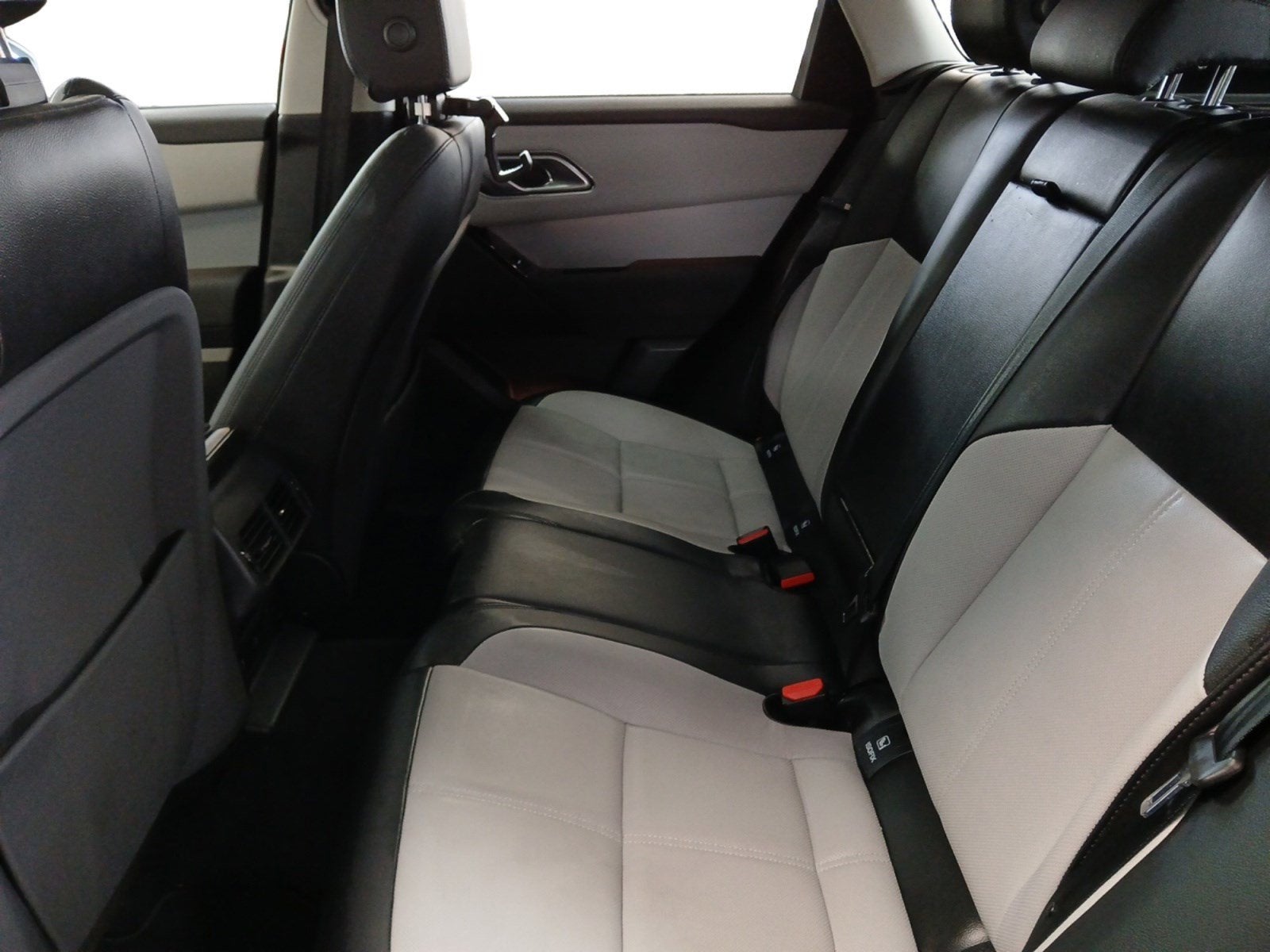 2025 Land Rover Range Rover Velar S