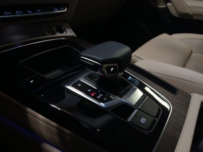 2023 Audi Q5 S line Prestige
