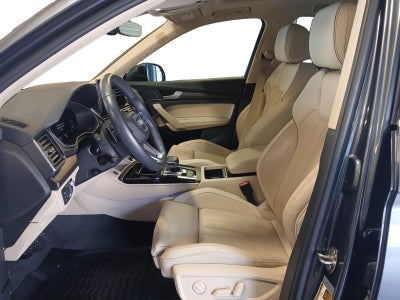 2023 Audi Q5 S line Prestige