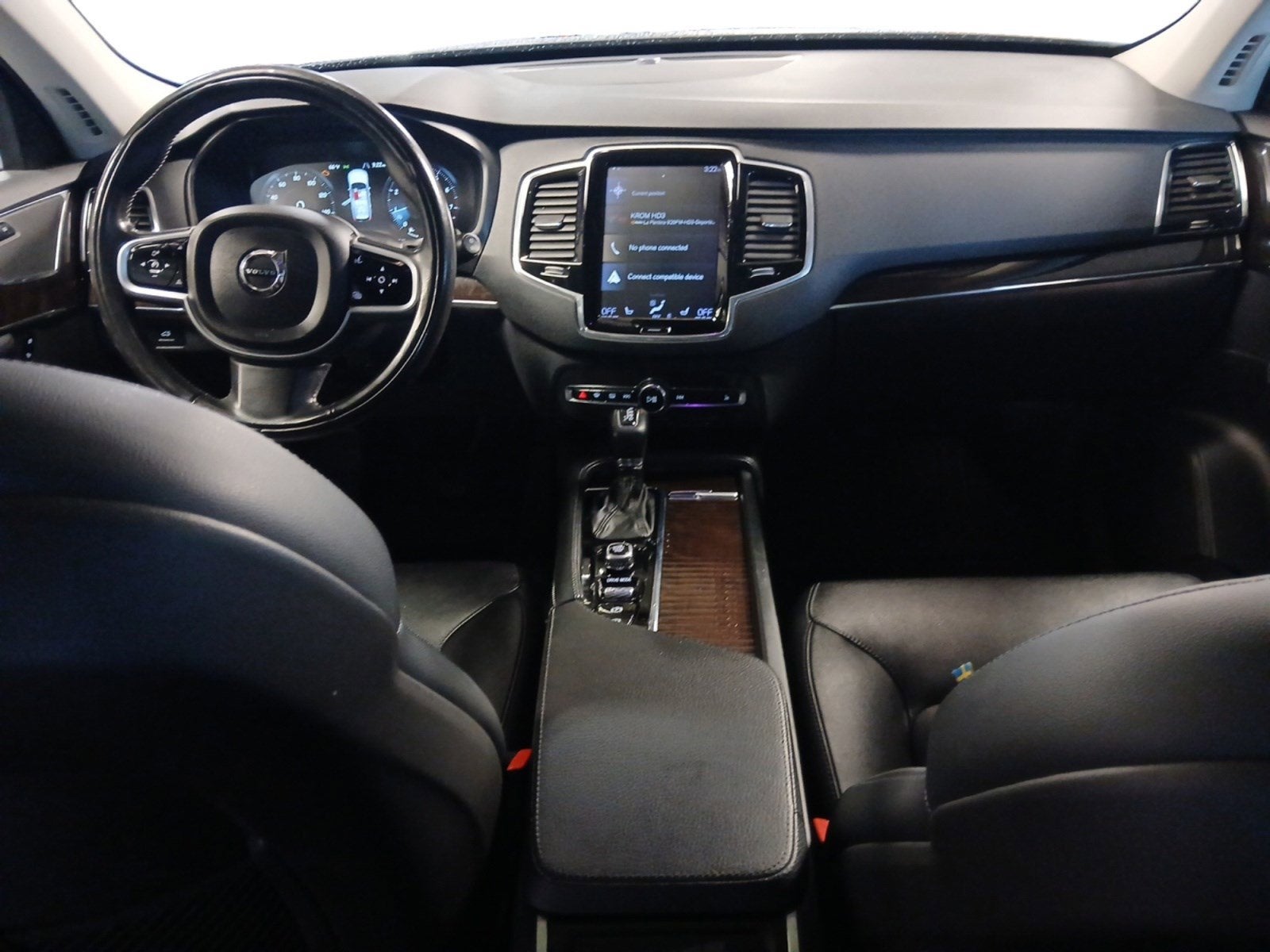 2018 Volvo XC90 Momentum