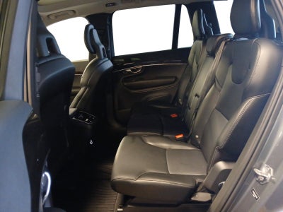 2018 Volvo XC90 Momentum