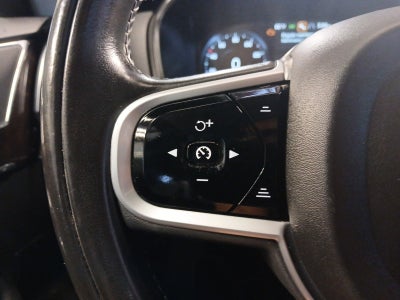 2018 Volvo XC90 Momentum