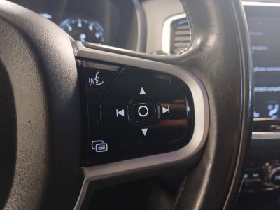 2018 Volvo XC90 Momentum