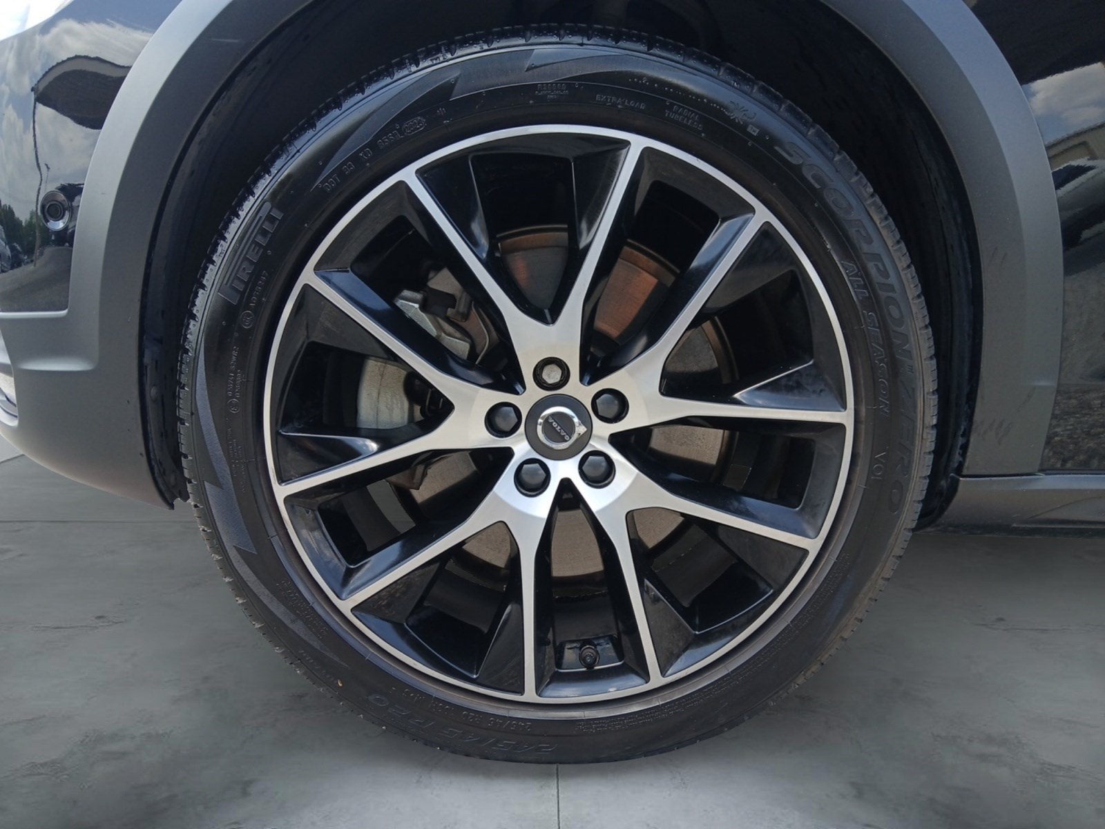 2019 Volvo V90 Cross Country T6 AWD