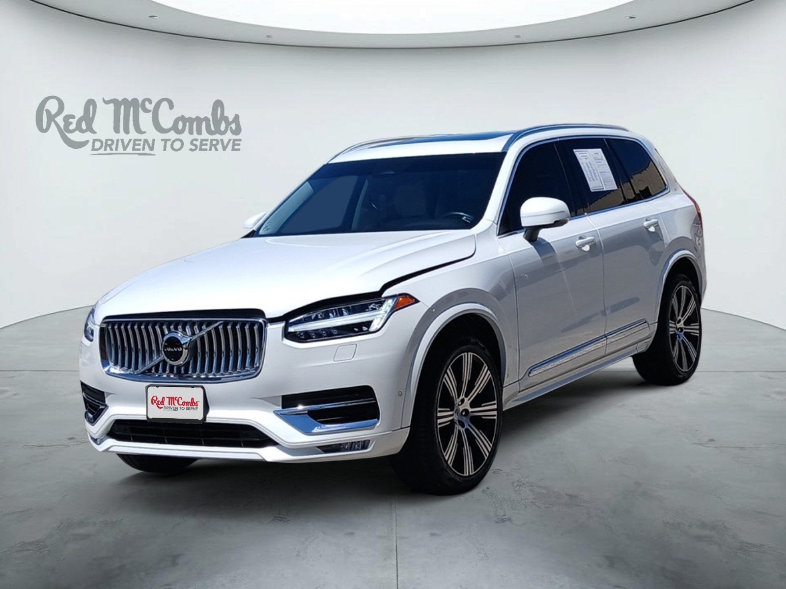 2024 Volvo XC90 Plus Bright Theme
