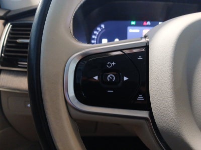 2024 Volvo XC90 Plus Bright Theme