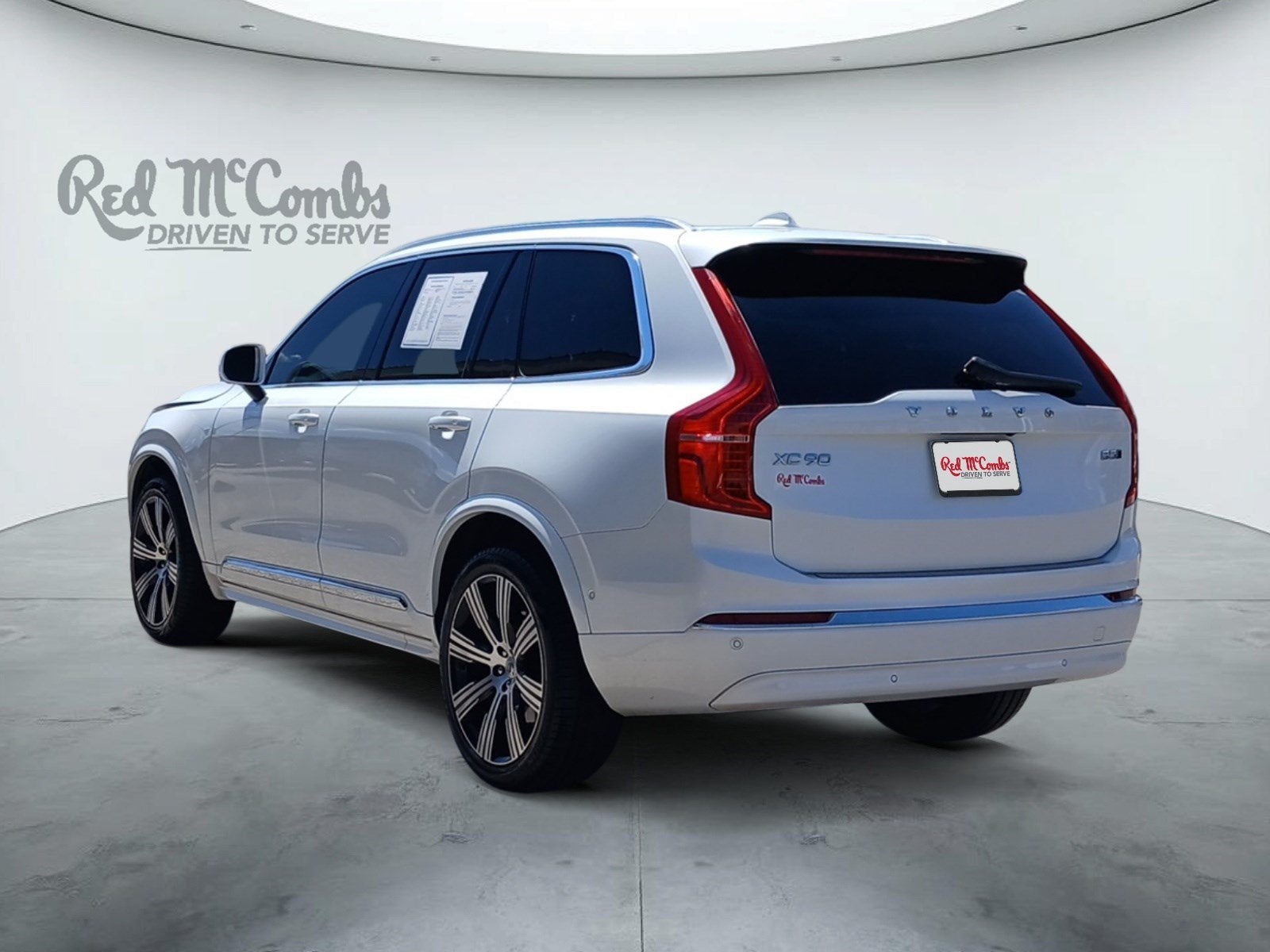 2024 Volvo XC90 Plus Bright Theme