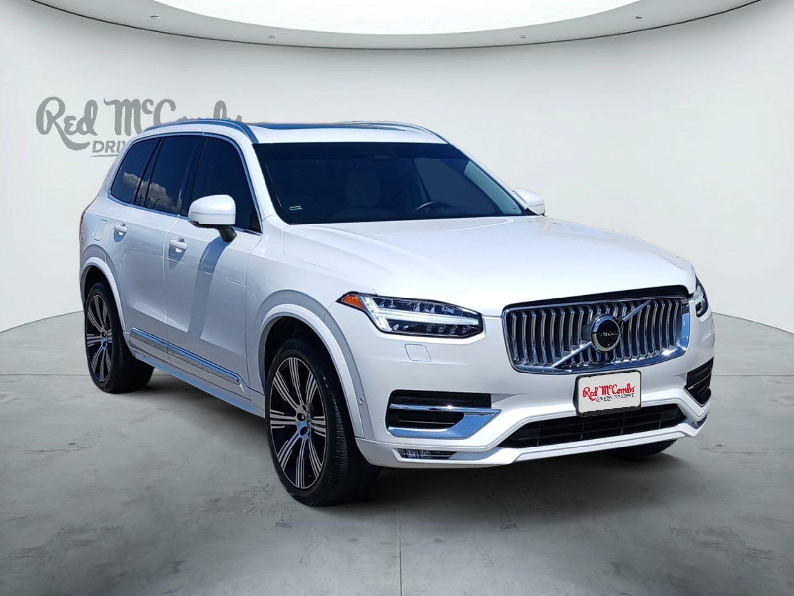 2024 Volvo XC90 Plus Bright Theme