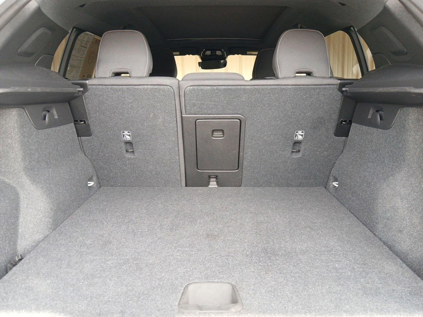 2024 Volvo XC40 B5 Core