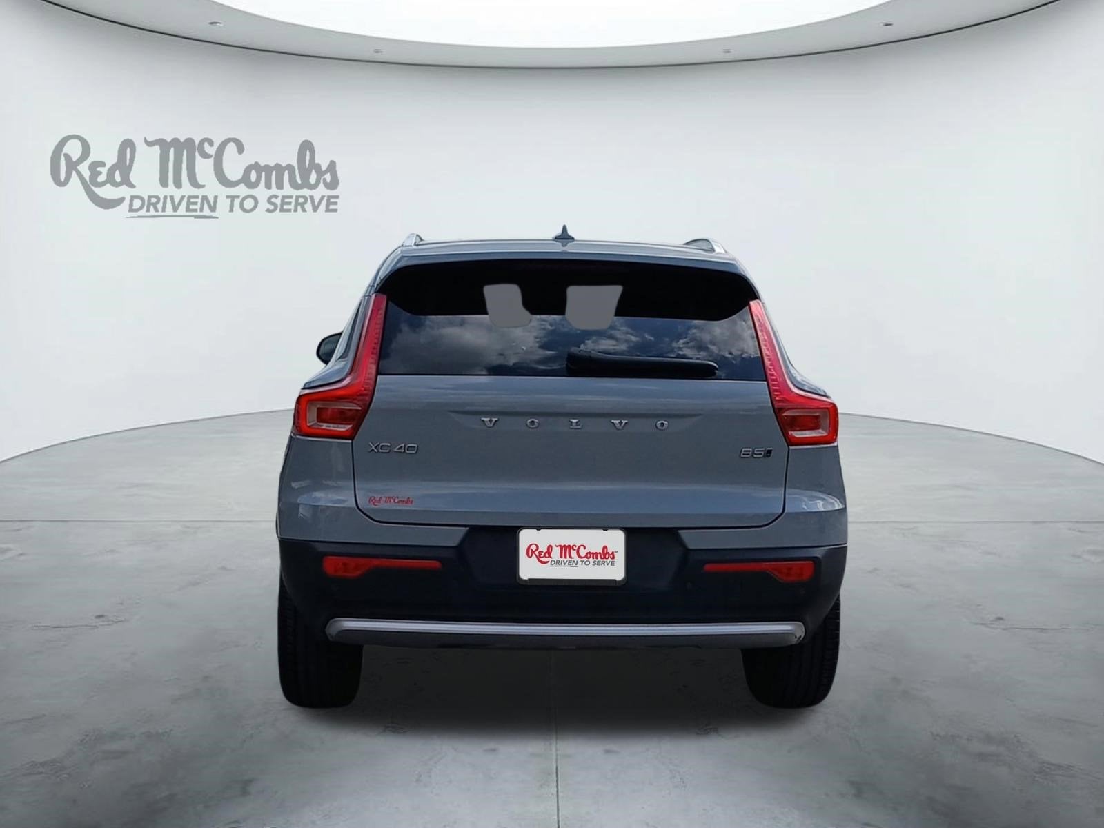 2024 Volvo XC40 B5 Core
