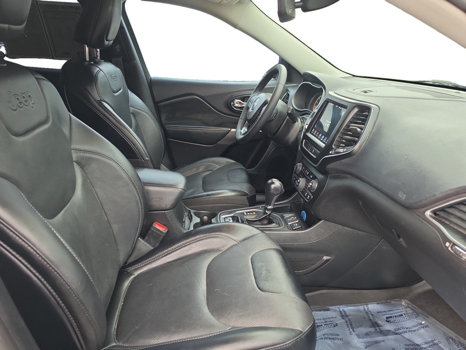 2022 Jeep Cherokee Latitude Lux