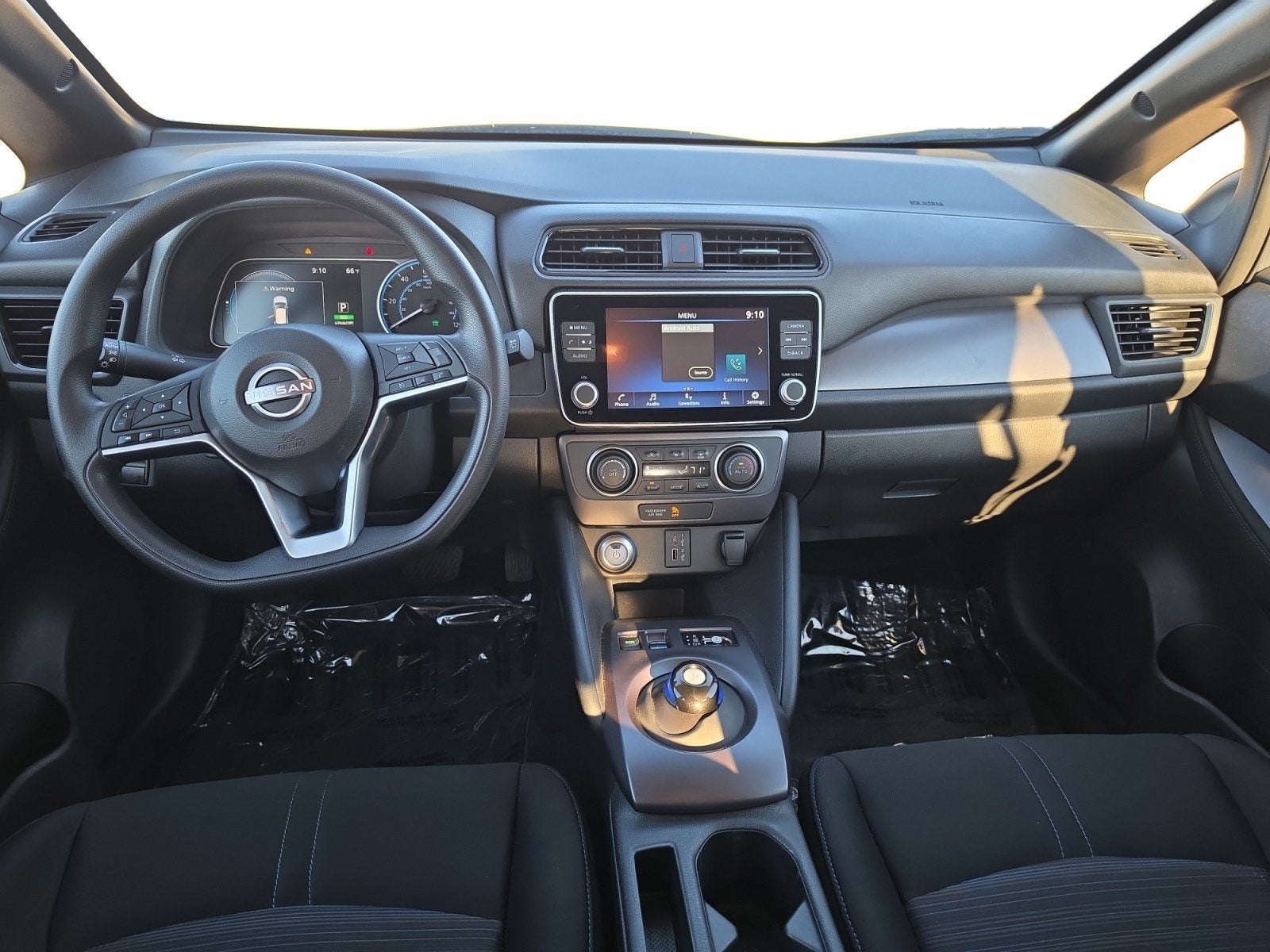 2025 Nissan LEAF S
