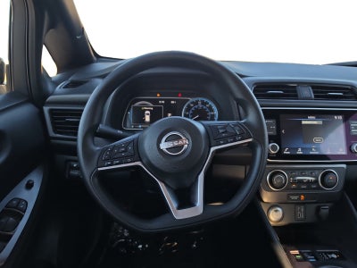 2025 Nissan LEAF S