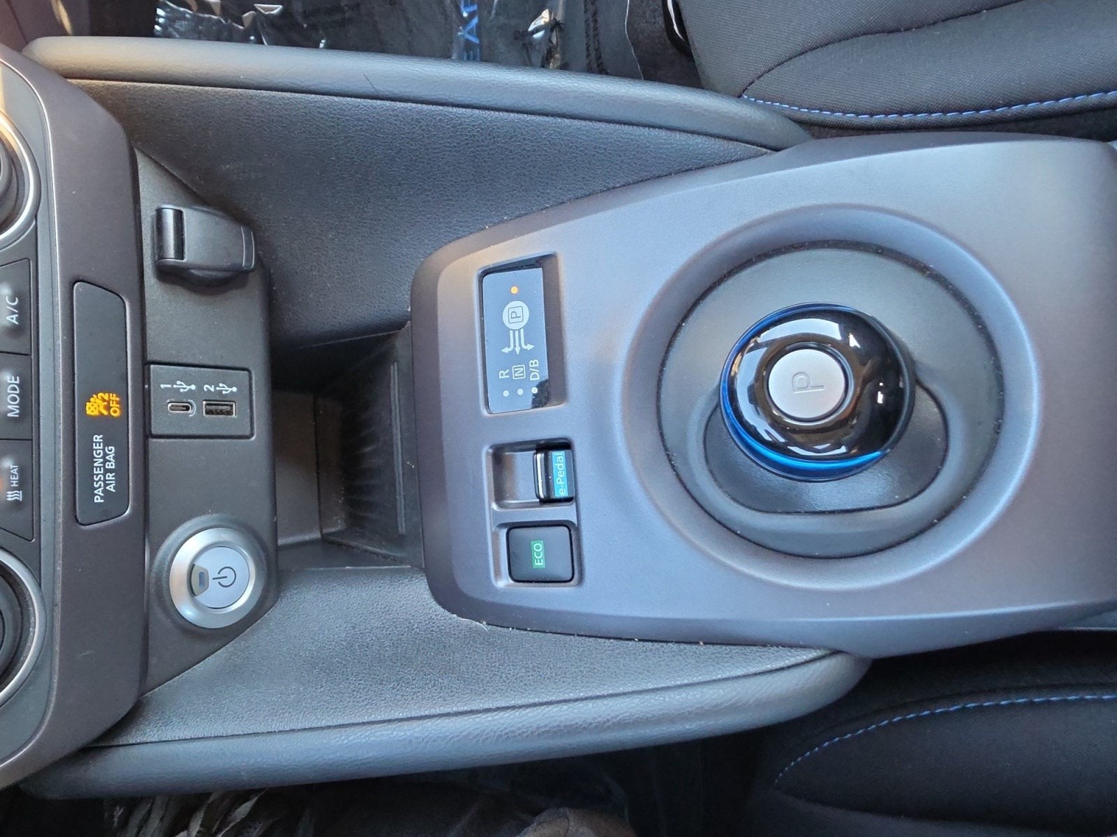 2025 Nissan LEAF S