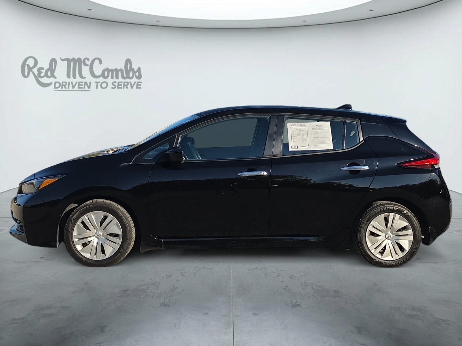 2025 Nissan LEAF S