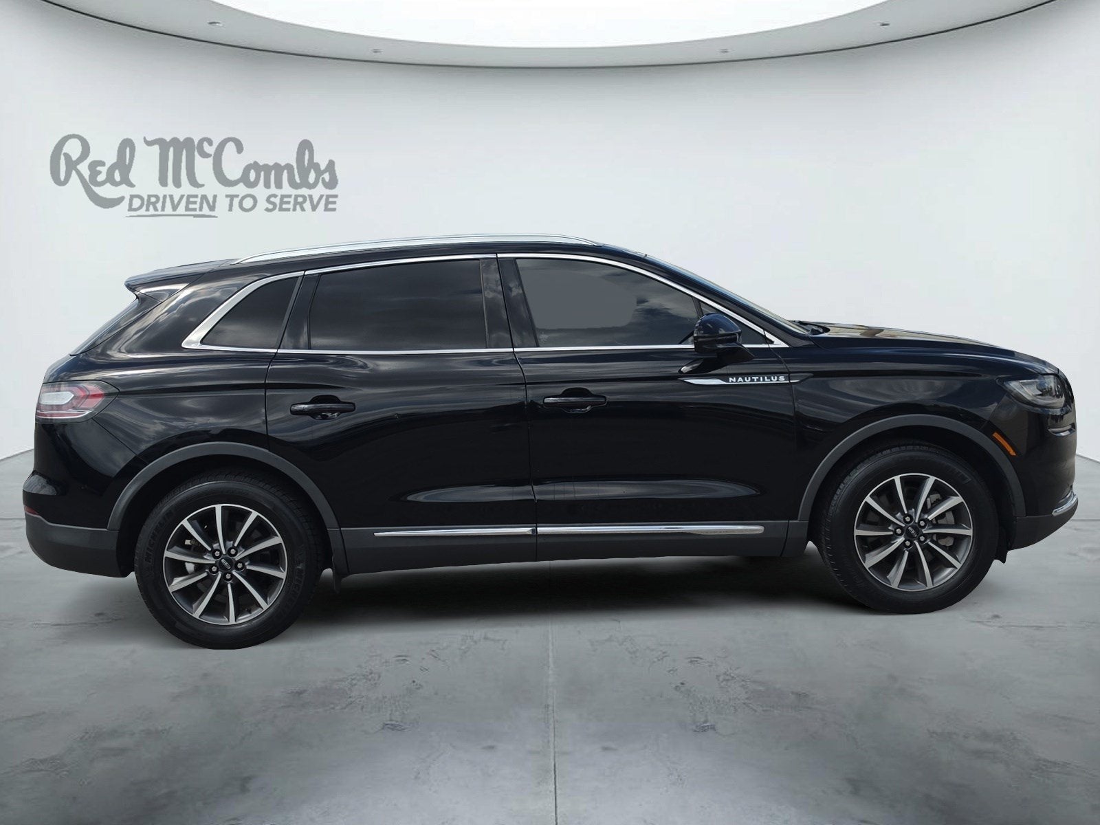 2022 Lincoln Nautilus Standard