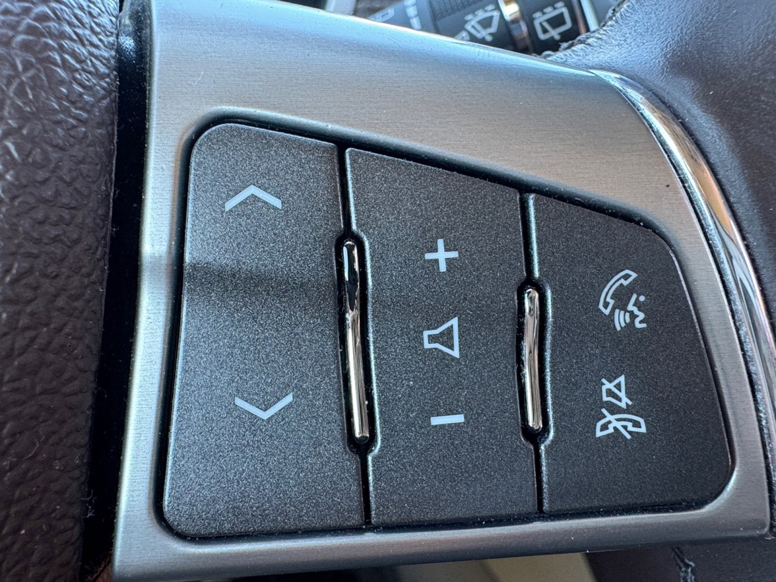 2010 Cadillac SRX Luxury Collection