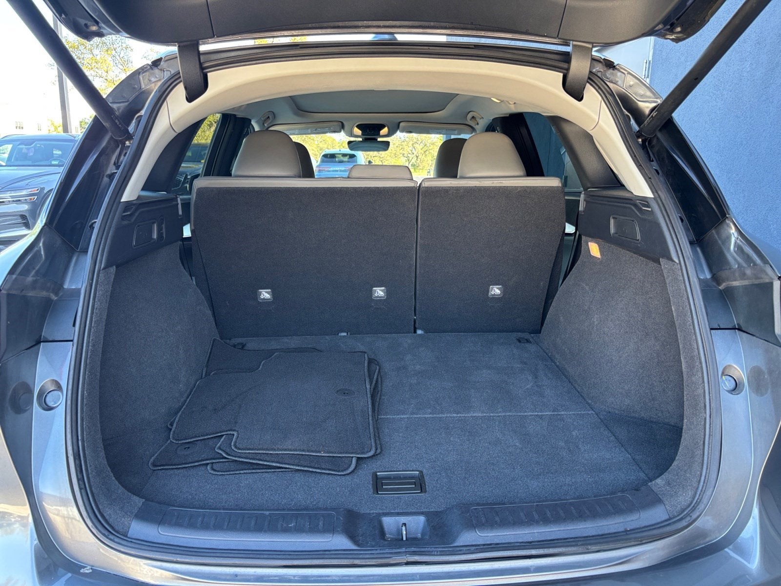 2023 INFINITI QX50 SENSORY