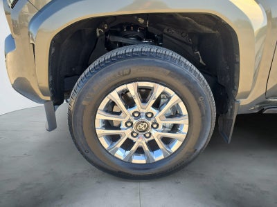 2025 Toyota Tacoma 4WD Limited Hybrid