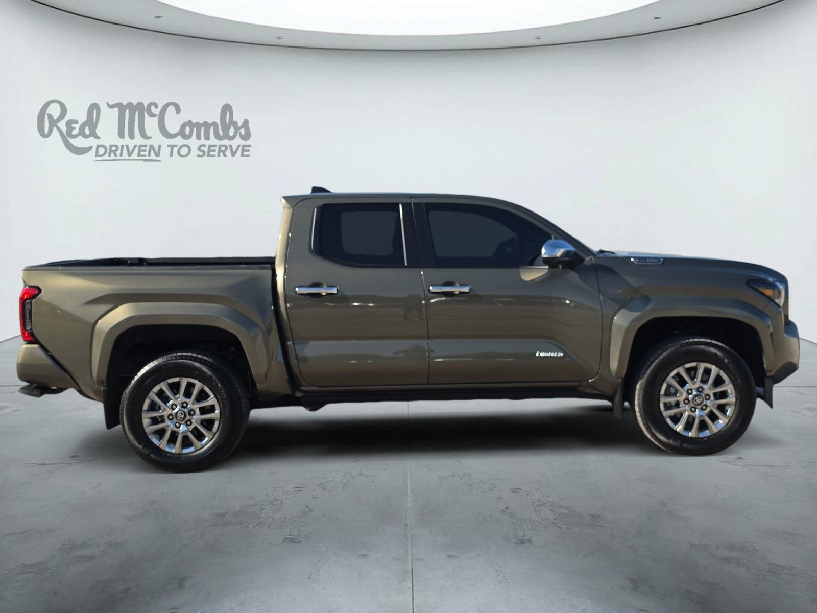 2025 Toyota Tacoma 4WD Limited Hybrid