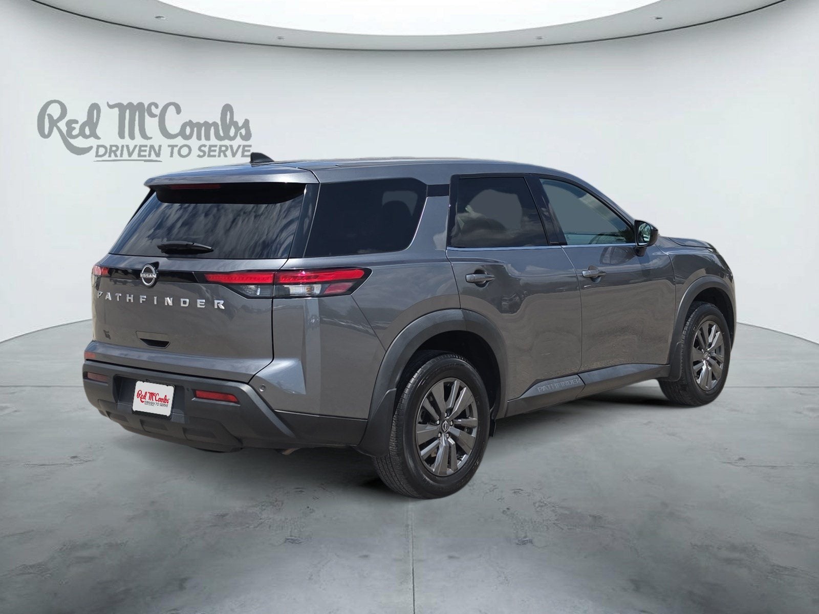 2024 Nissan Pathfinder S