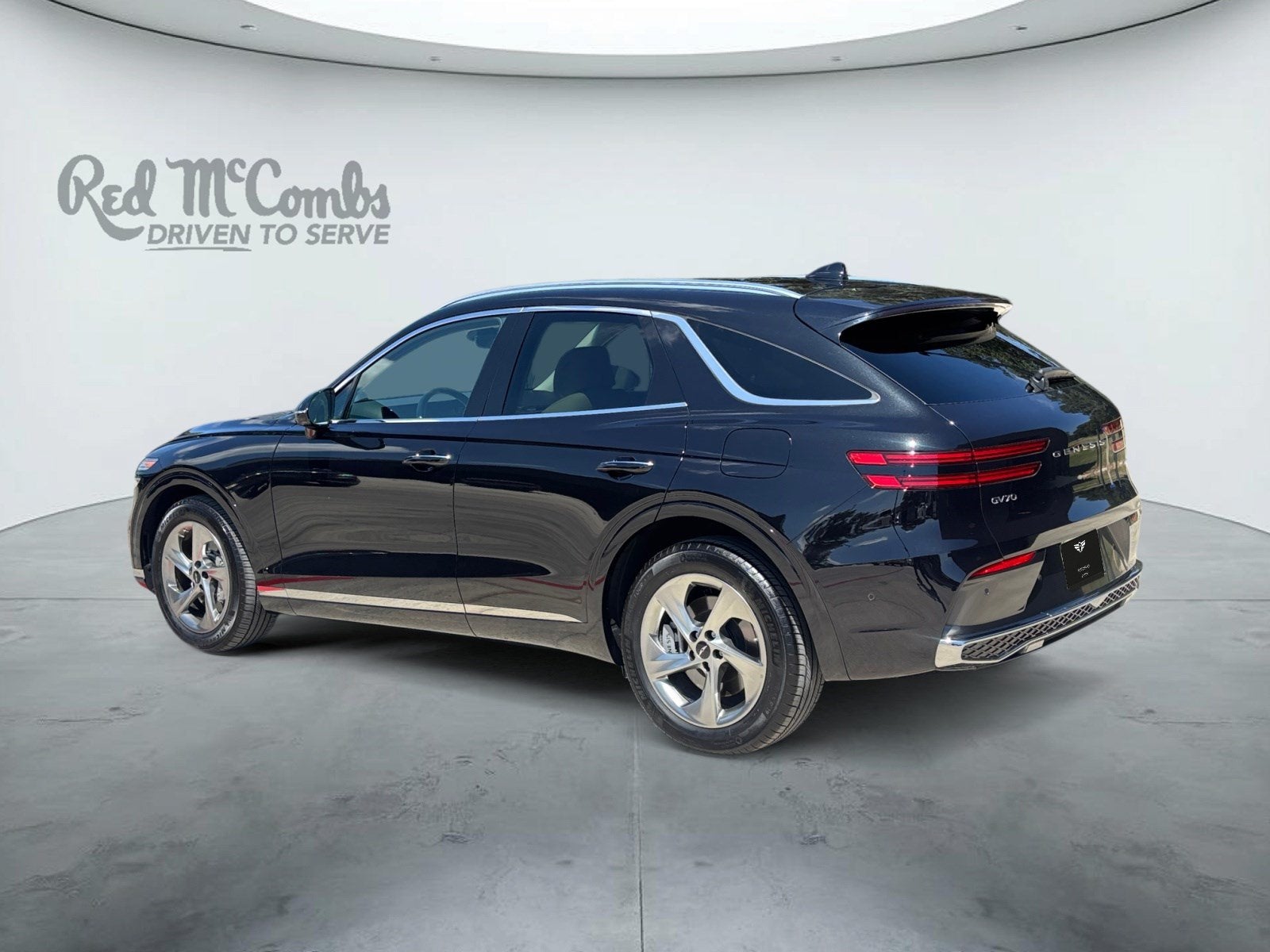 2026 Genesis GV70 2.5T Advanced
