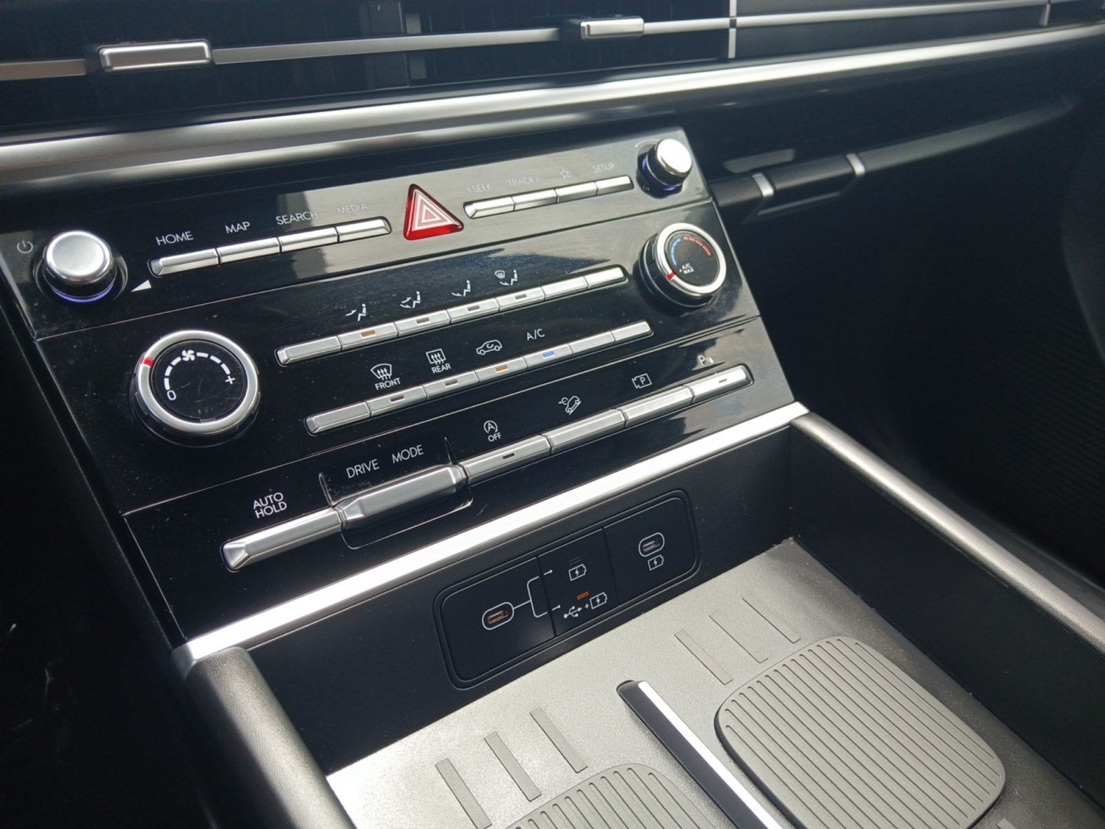 2025 Hyundai Santa Fe SE