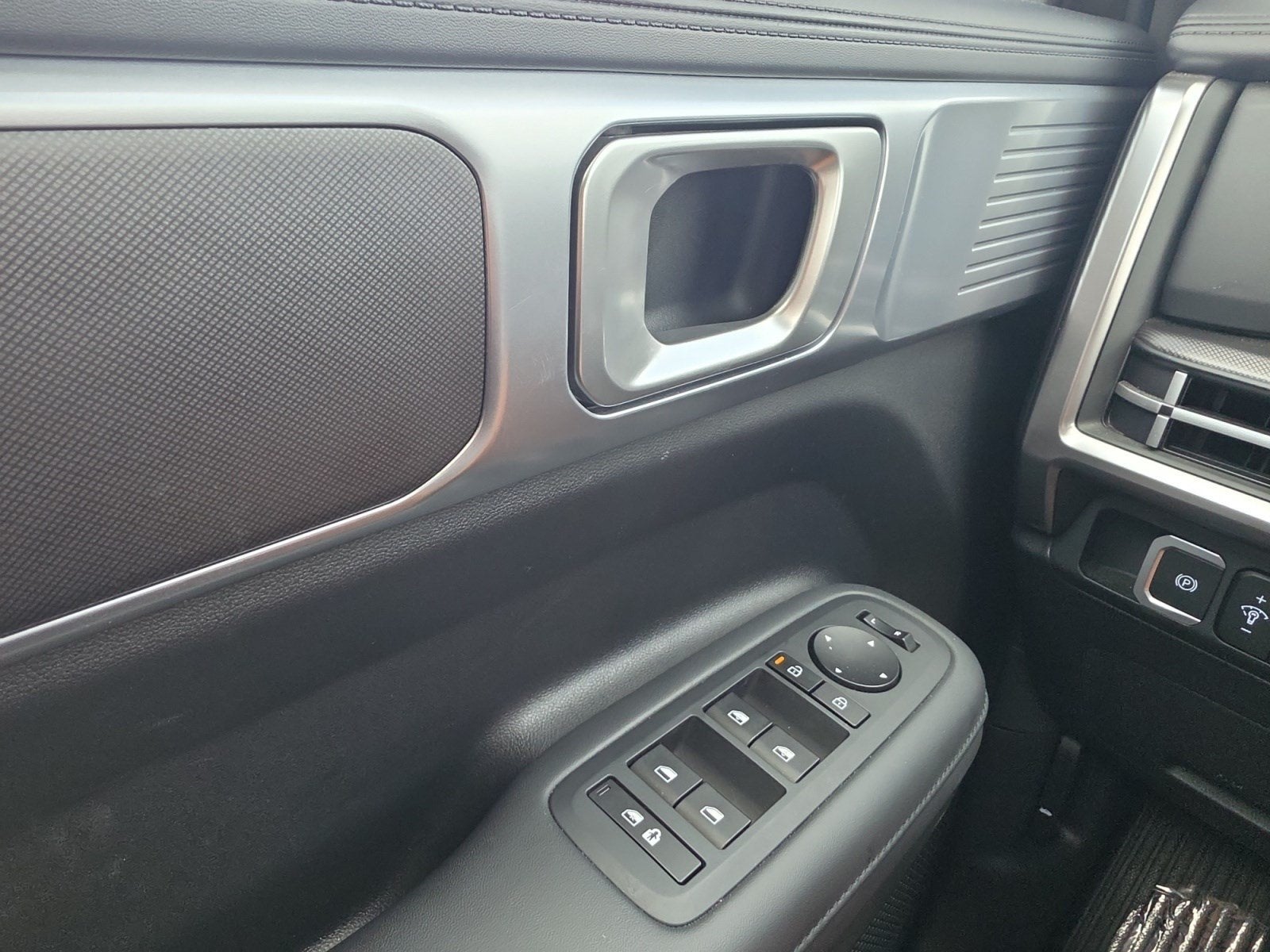 2025 Hyundai Santa Fe Hybrid SEL