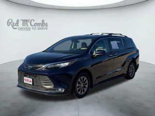 2023 Toyota Sienna XLE