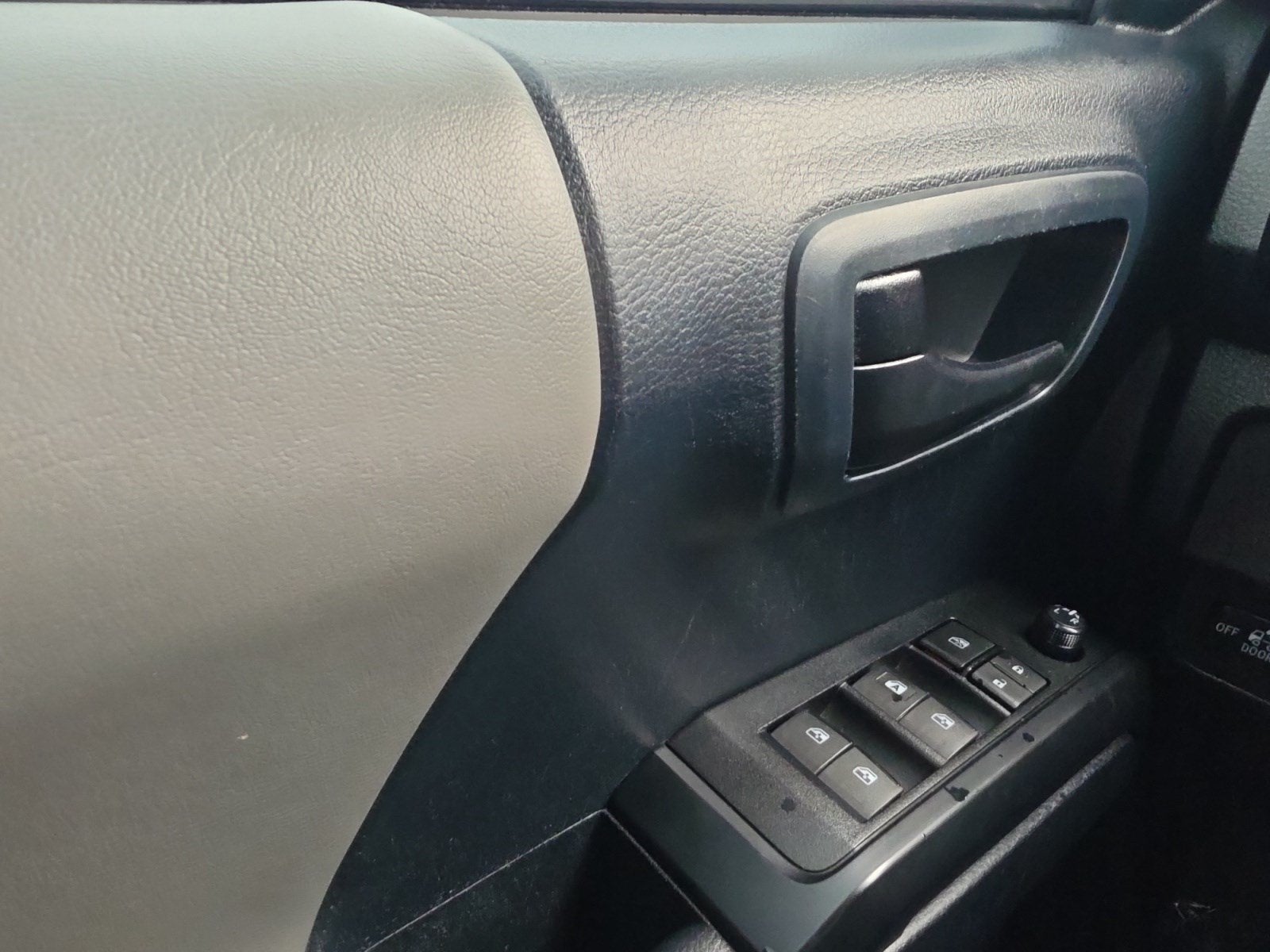 2019 Toyota Tacoma 2WD SR