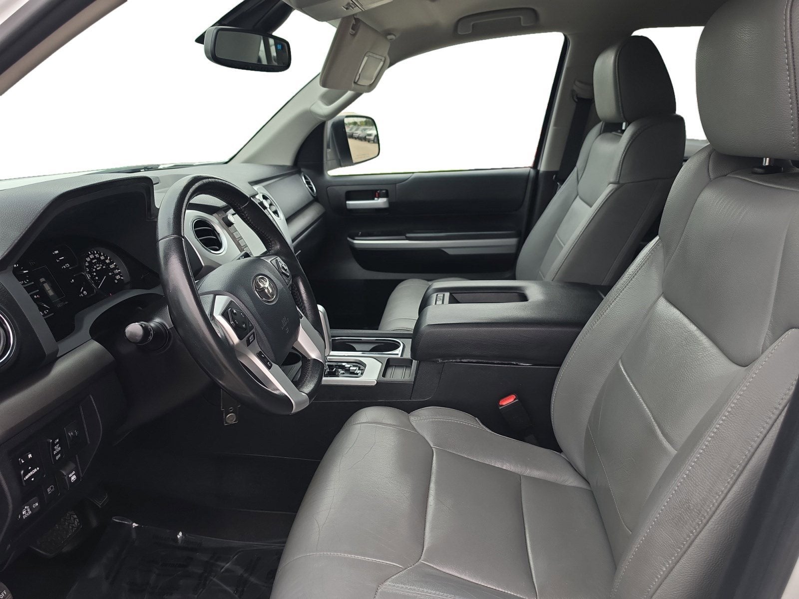 2020 Toyota Tundra 2WD SR5